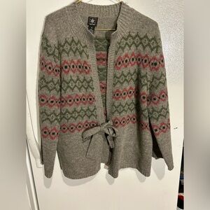 Patterned Gray Cardigan Sweater